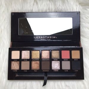 Anastasia Beverly Hills Sultry Eyeshadow Palette